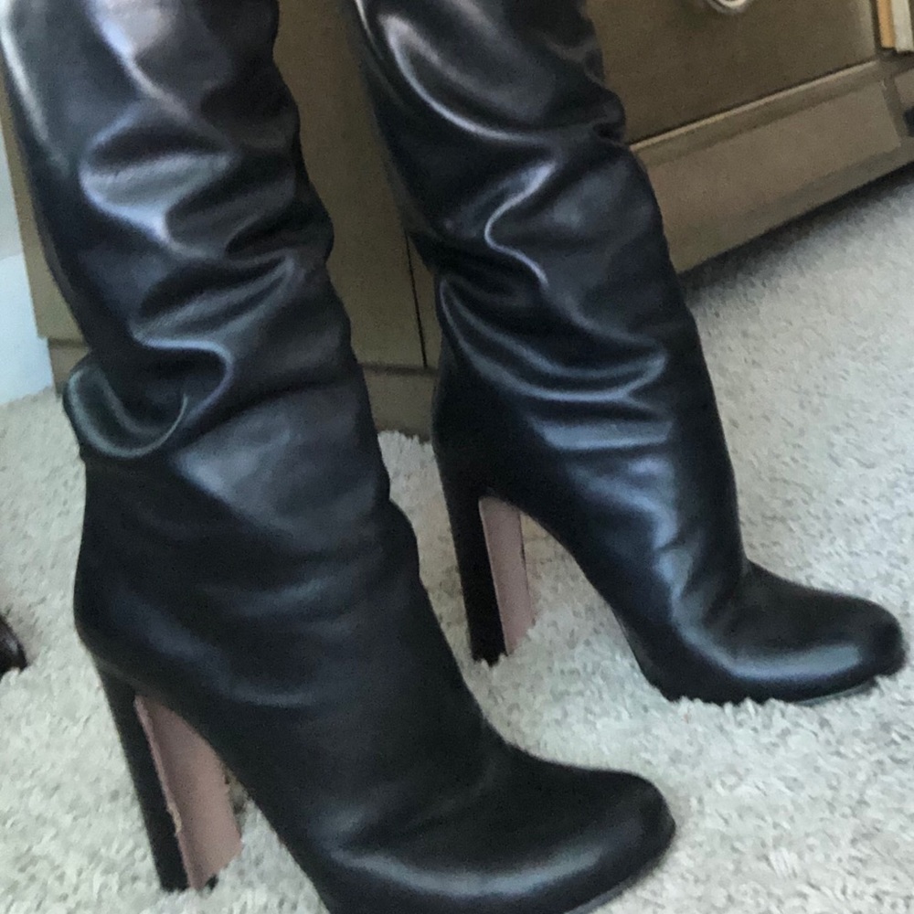 REDUCED- Prada Blk Leather High Heel Boots